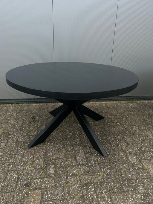 Matrix Eettafel Mangohout Zwart Rond 130Cm