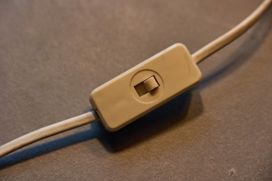 Image 1 of Hollywood Regency tafellamp met chromen en plexiglazen voet, Frankrijk, 1970S