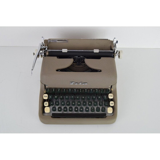 Image 1 of Mid-eeuwse typemachine, Tsjecho-Slowakije 1950