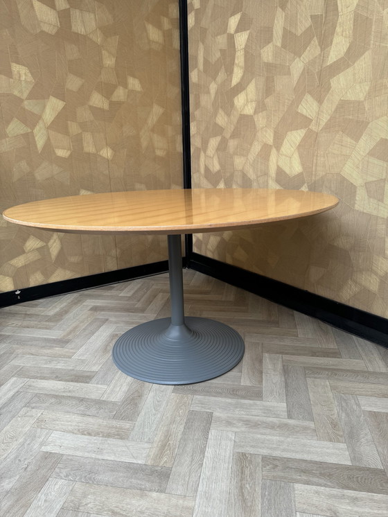 Image 1 of Leolux Ronde Design Tafel 