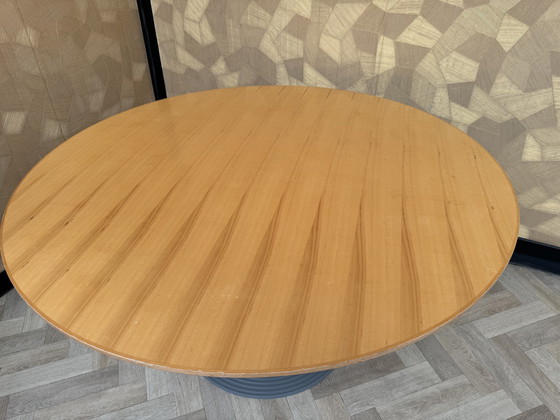 Image 1 of Leolux Ronde Design Tafel 