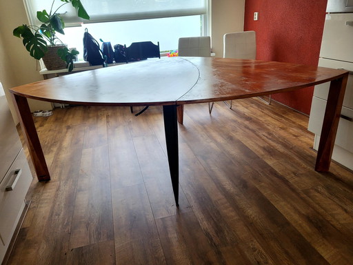 Castelijn Tafel door Dick Spierenburg