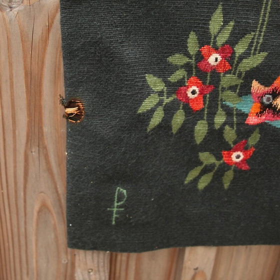 Image 1 of Vintage Aubusson wandkleed met bloemdecoratie