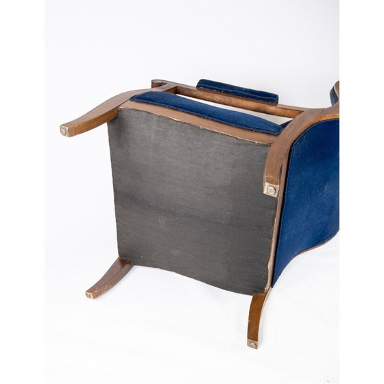 Image 1 of Vintage fauteuil bekleed met blauw fluweel en mahonie van Frits Henningsen