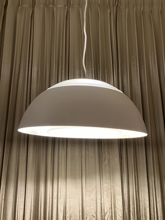 Image 1 of Arne Jacobsen  'AJ Royal' hanglamp