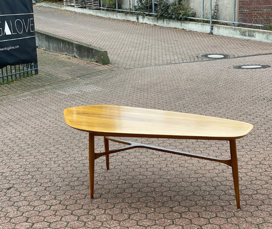 Image 1 of Svante Skog 50s walnoten salontafel