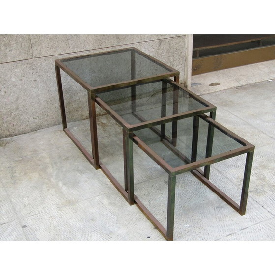 Image 1 of Vintage nesttafels van messing en rookglas