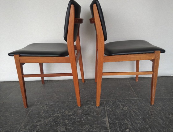 Image 1 of Scandinavische eetkamerstoelen Teak