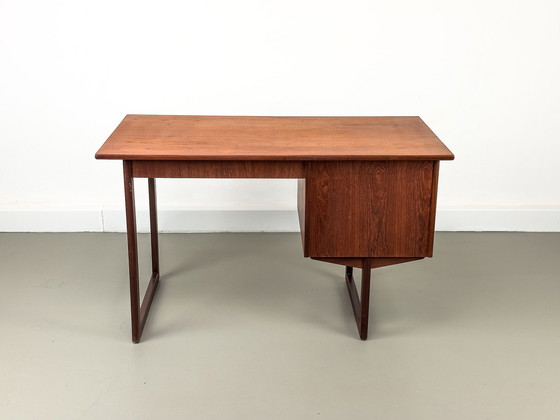 Image 1 of Deens teakhouten bureau van Vi-Ma Møbler, 1960