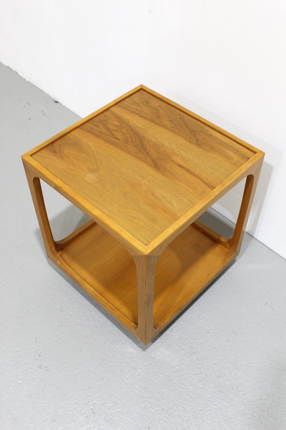 Image 1 of Vintage design houten bijzettafel - Wilhelm Renz, jaren '60