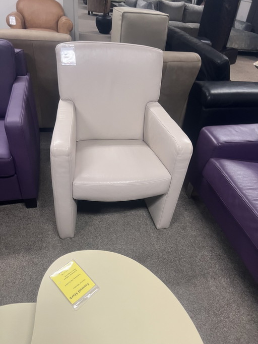 Moderne Witte Leren Fauteuil – 50% Korting!