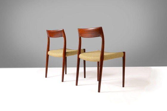 Image 1 of Niels Moller Rozenhout 77 Stoelen