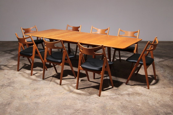 Image 1 of Hand J Wegner Eetkamerset 8 CH29 Sawbuck Stoelen & AT 310 Tafel