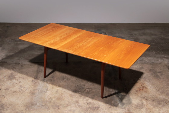 Image 1 of Hand J Wegner Eetkamerset 8 CH29 Sawbuck Stoelen & AT 310 Tafel