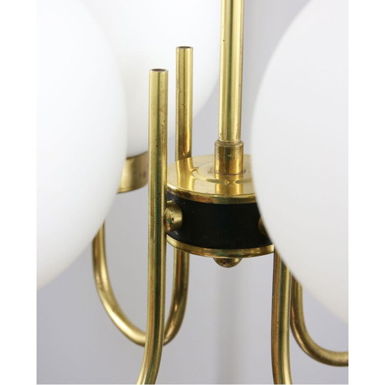 Image 1 of Mid-century kroonluchter van messing en opalineglas