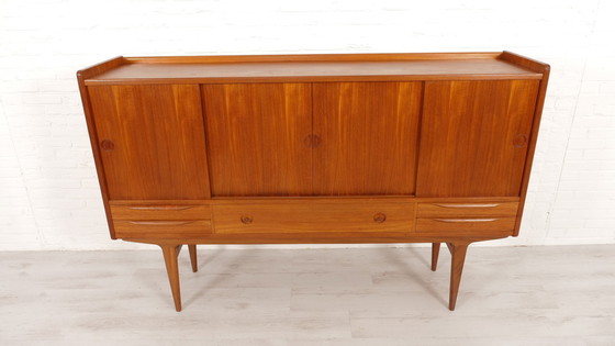 Image 1 of Vintage Highboard | Schuifdeuren