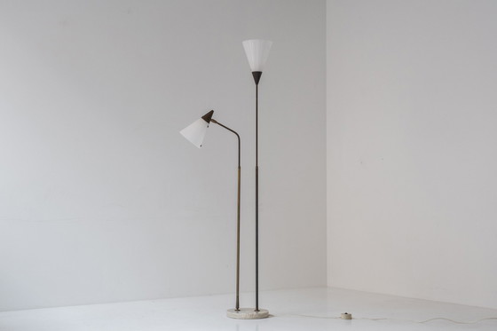 Image 1 of Zeldzame 339-2 PX vloerlamp met twee armen van Angelo en Giuseppe Ostuni & Renato Forti voor Oluce, Italië 1952.