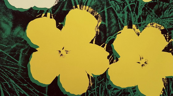 Image 1 of Andy Warhol: “Bloemen 4 Keer Geel, 1970”. Groot Formaat. 