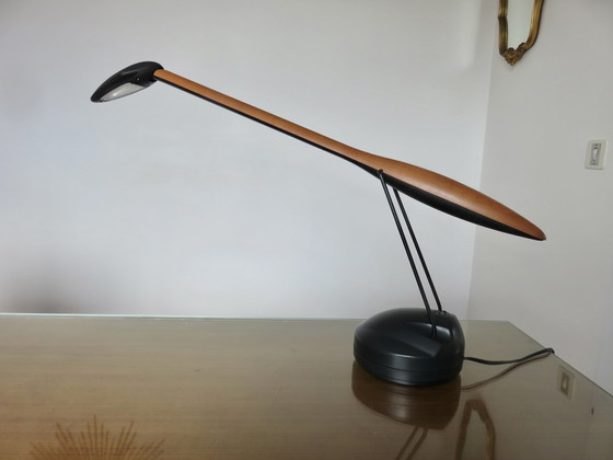 Image 1 of 80's kersenhout en polycarbonaat zoomorfe bureaulamp