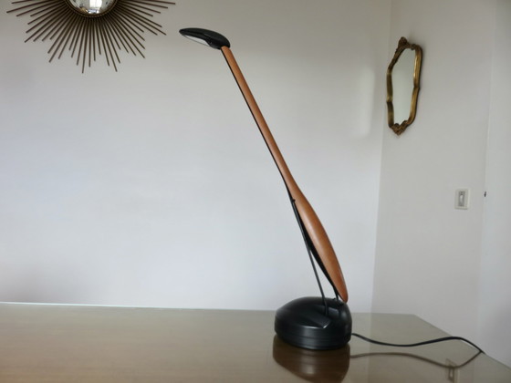 Image 1 of 80's kersenhout en polycarbonaat zoomorfe bureaulamp