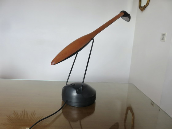 Image 1 of 80's kersenhout en polycarbonaat zoomorfe bureaulamp