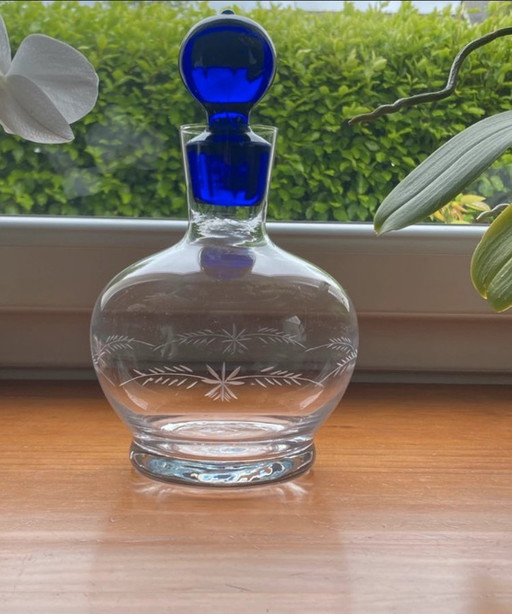 Karaf van geblazen glas