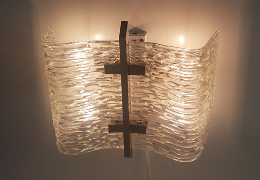 Vintage iced glass wandlamp uit 1960