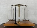 Vintage precisieweegschaal - laboratorium