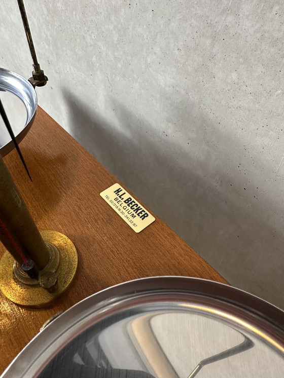 Image 1 of Vintage precisieweegschaal - laboratorium