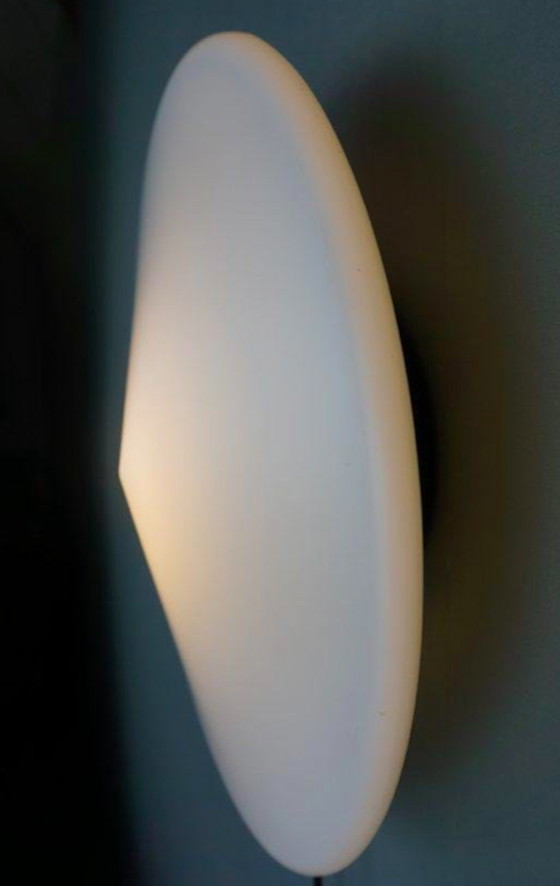 Image 1 of Touch ronde driehoekige lamp