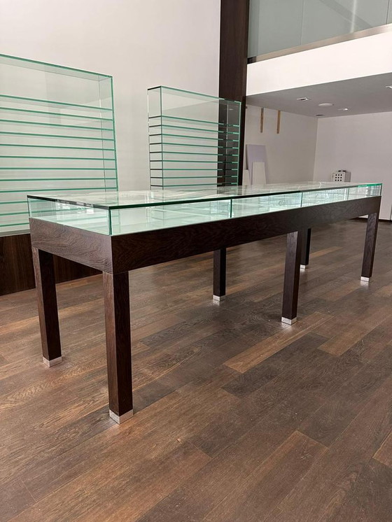 Image 1 of 2x luxe glazen vitrine tafel