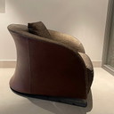 Klassieke Natuzzi fauteuil met bijpassende hocker + 2 kussens
