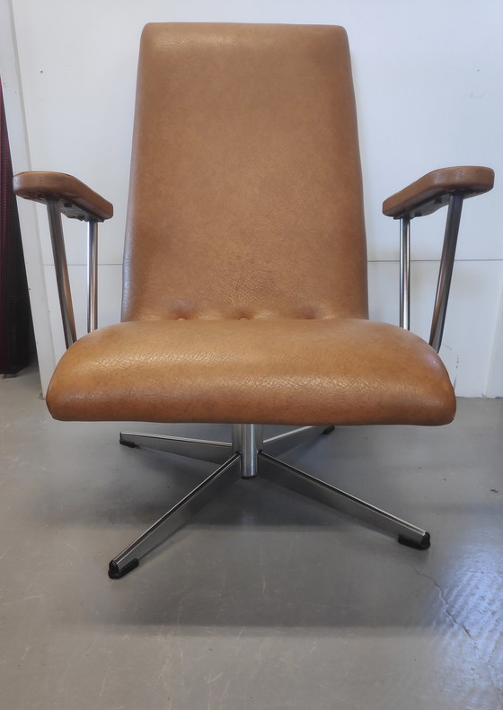 Image 1 of Goldsiegel draai fauteuil