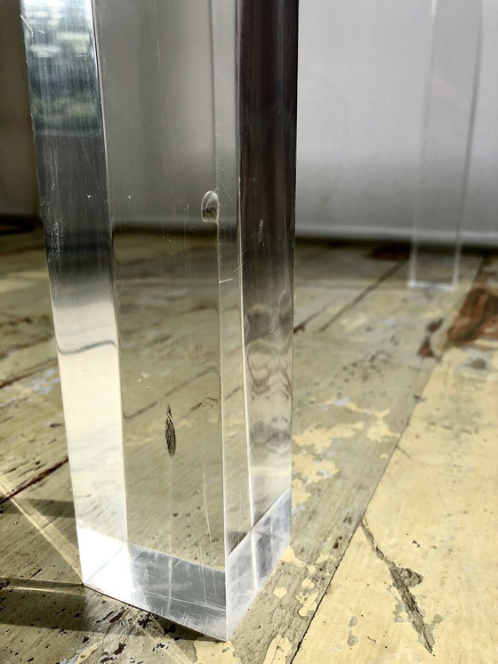 Image 1 of Lucite (Plexiglas) Bijzettafel Met Glazen Plaat