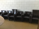 Leolux tafel Thebe stoelen Kilenge