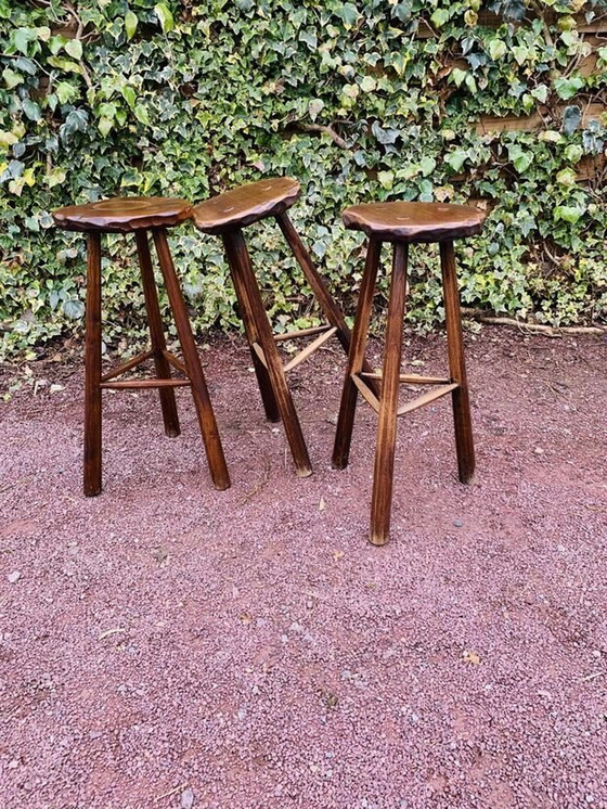 Image 1 of Set van drie Brutalistische driepootkrukken