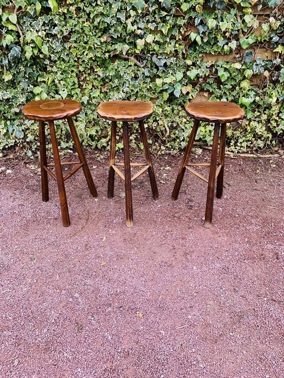 Image 1 of Set van drie Brutalistische driepootkrukken
