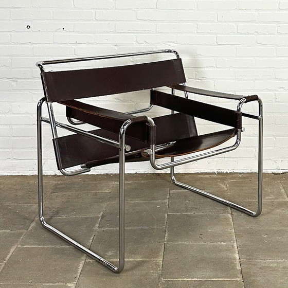 Image 1 of Wassily Fauteuil door Marcel Breuer