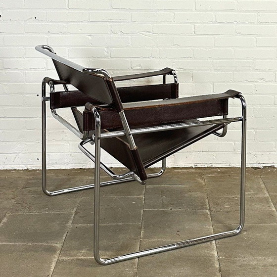 Image 1 of Wassily Fauteuil door Marcel Breuer