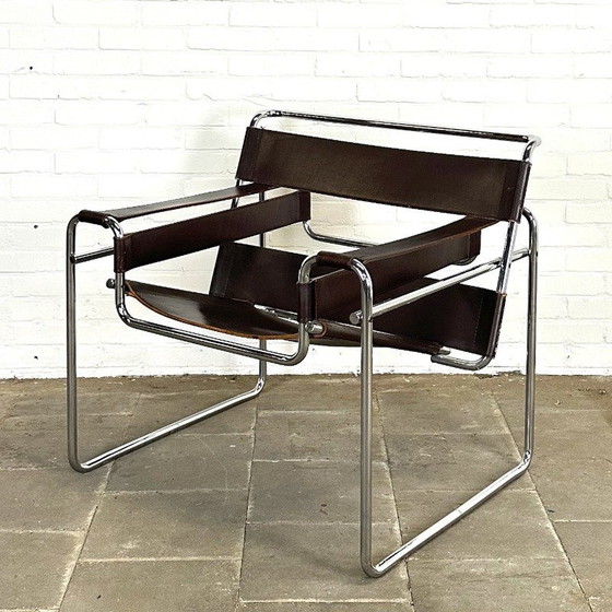 Image 1 of Wassily Fauteuil door Marcel Breuer