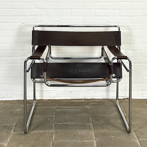 Image 1 of Wassily Fauteuil door Marcel Breuer