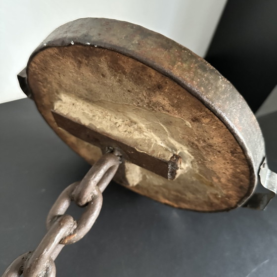 Image 1 of Brutalist Mid-Century Bijzettafeltje - Ankerketting