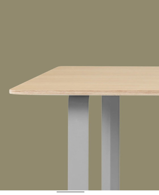 Image 1 of Muuto 70/70 Tafel