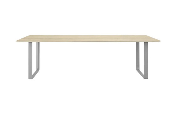 Image 1 of Muuto 70/70 Tafel