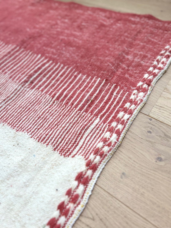 Image 1 of Handgeweven tapijt van 100% wol.