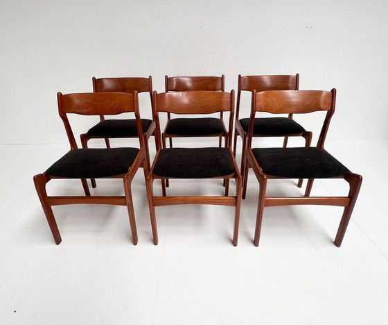 Image 1 of Opnieuw Gestoffeerde Set van 6 Designstoelen van Burchardt Nielsen, 1960's