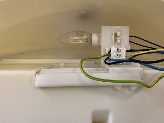 Image 1 of Allibert Space Age Jaren 70 Badkamerkastje Met Verlichting 