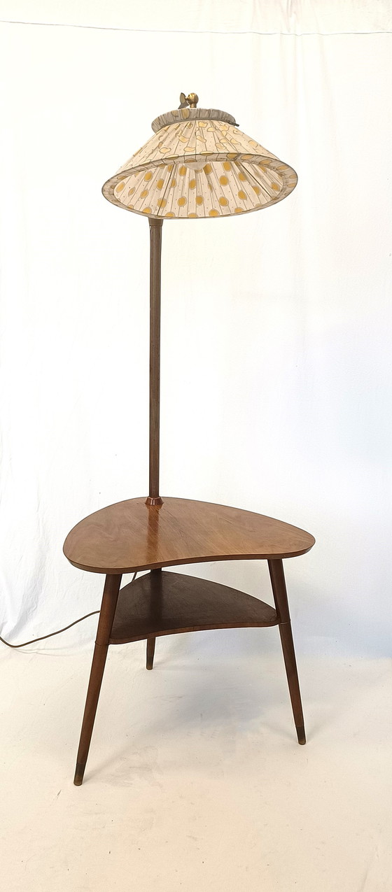 Image 1 of Vijftiger jaren tafel met lamp 