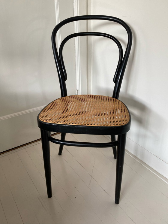 Image 1 of 6 Thonet Stoelen nr. 214