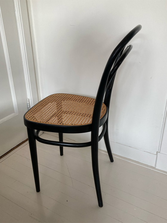 Image 1 of 6 Thonet Stoelen nr. 214